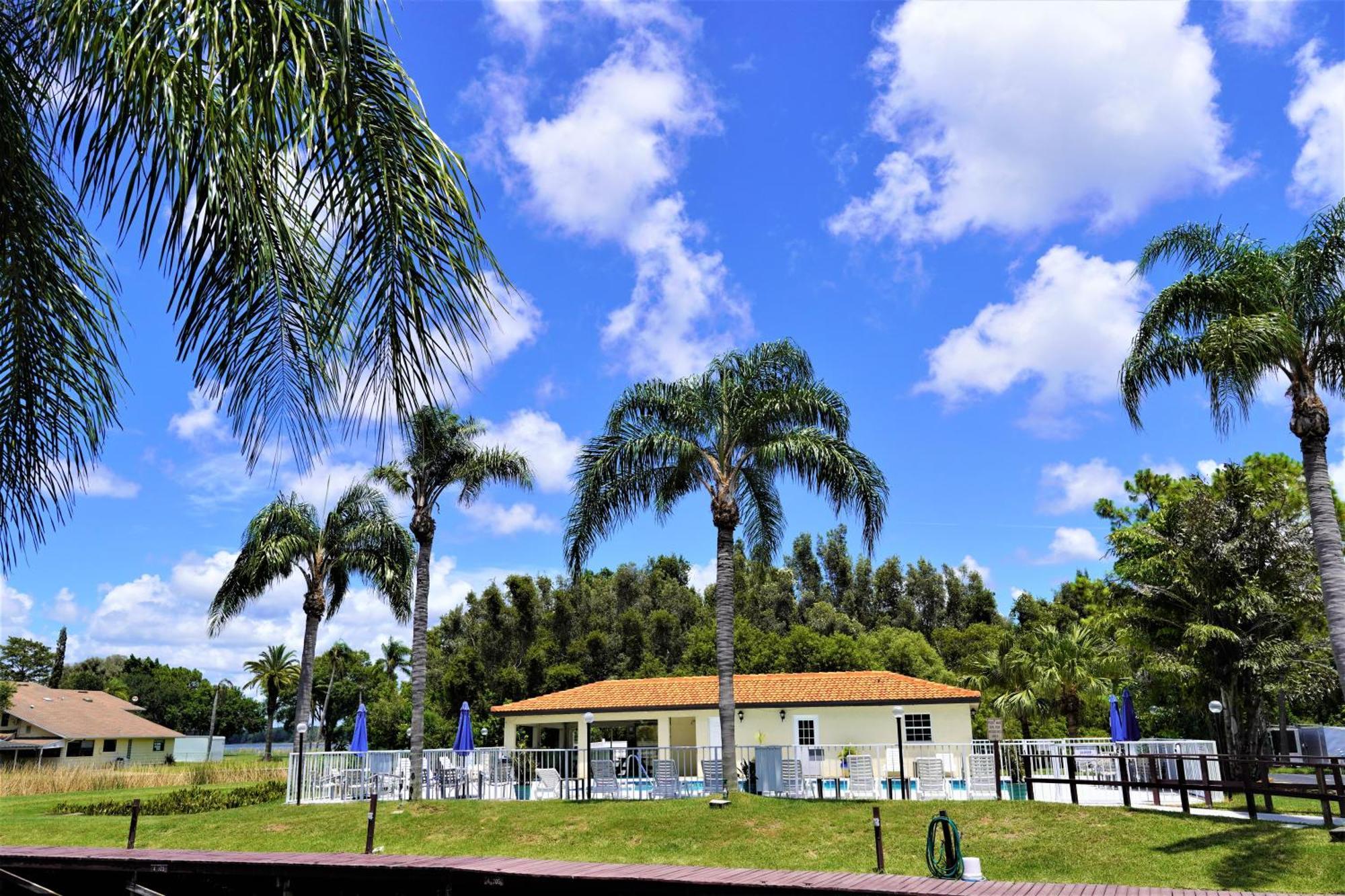 Florida Condos On Lake Tarpon พาล์มฮาร์เบอร์ ภายนอก รูปภาพ